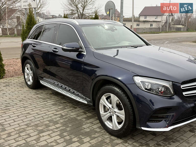 Внедорожник / Кроссовер Mercedes-Benz GLC-Class 2017 в Киеве фото 4 Внедорожник / Кроссовер Mercedes-Benz GLC-Class 2017 в Киеве