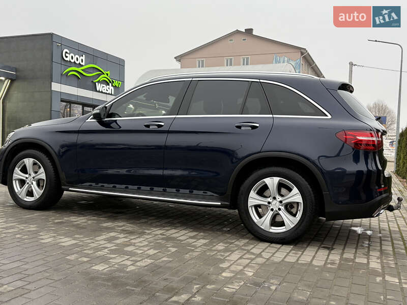Внедорожник / Кроссовер Mercedes-Benz GLC-Class 2017 в Киеве фото 29 Внедорожник / Кроссовер Mercedes-Benz GLC-Class 2017 в Киеве
