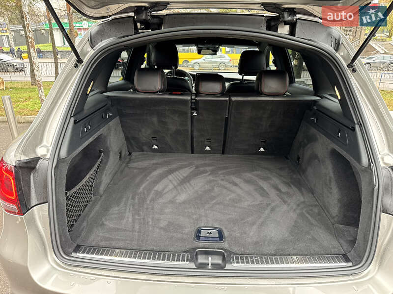 Внедорожник / Кроссовер Mercedes-Benz GLC-Class 2019 в Ровно