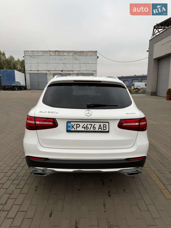 Внедорожник / Кроссовер Mercedes-Benz GLC-Class 2017 в Запорожье фото 3 Внедорожник / Кроссовер Mercedes-Benz GLC-Class 2017 в Запорожье