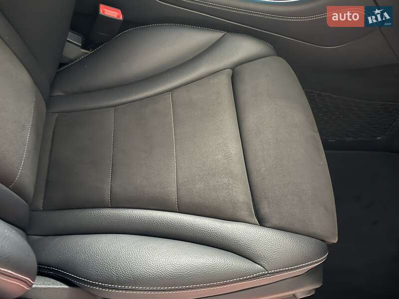 Внедорожник / Кроссовер Mercedes-Benz GLC-Class 2018 в Одессе