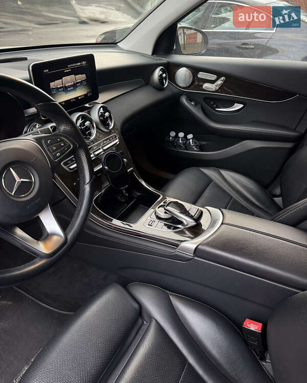 Позашляховик / Кросовер Mercedes-Benz GLC-Class 2015 в Києві