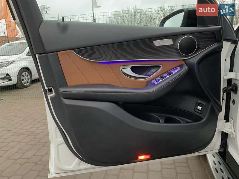 Внедорожник / Кроссовер Mercedes-Benz GLC-Class 2021 в Бердичеве