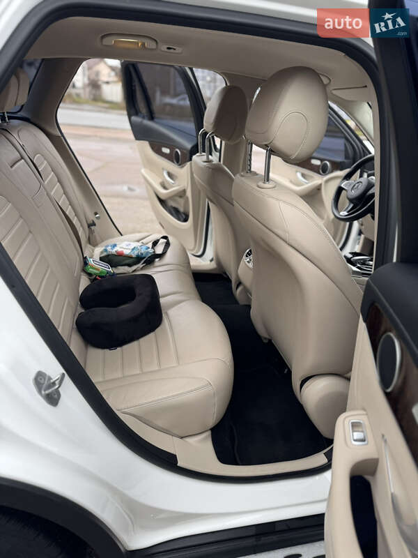 Внедорожник / Кроссовер Mercedes-Benz GLC-Class 2017 в Житомире