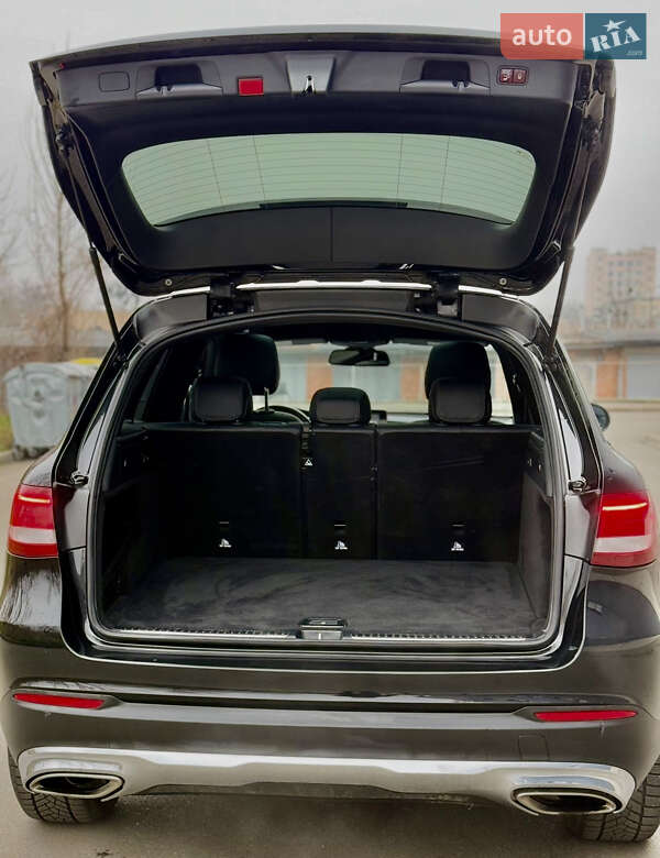 Внедорожник / Кроссовер Mercedes-Benz GLC-Class 2016 в Киеве