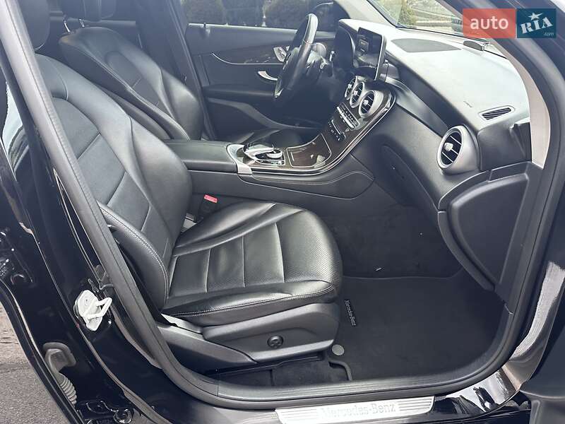 Позашляховик / Кросовер Mercedes-Benz GLC-Class 2015 в Дніпрі фото 22 Позашляховик / Кросовер Mercedes-Benz GLC-Class 2015 в Дніпрі