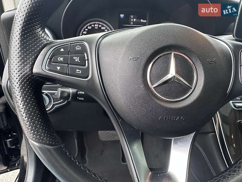 Позашляховик / Кросовер Mercedes-Benz GLC-Class 2015 в Дніпрі фото 32 Позашляховик / Кросовер Mercedes-Benz GLC-Class 2015 в Дніпрі