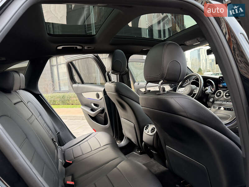 Позашляховик / Кросовер Mercedes-Benz GLC-Class 2019 в Києві