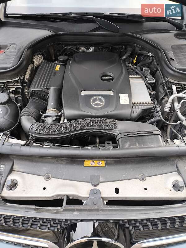 Позашляховик / Кросовер Mercedes-Benz GLC-Class 2016 в Львові фото 29 Позашляховик / Кросовер Mercedes-Benz GLC-Class 2016 в Львові