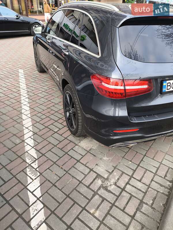 Позашляховик / Кросовер Mercedes-Benz GLC-Class 2016 в Львові фото 37 Позашляховик / Кросовер Mercedes-Benz GLC-Class 2016 в Львові