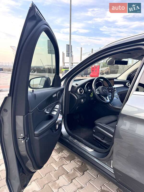 Позашляховик / Кросовер Mercedes-Benz GLC-Class 2019 в Києві фото 16 Позашляховик / Кросовер Mercedes-Benz GLC-Class 2019 в Києві