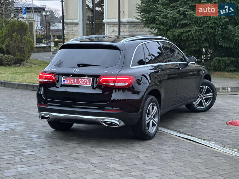 Позашляховик / Кросовер Mercedes-Benz GLC-Class 2019 в Сарнах