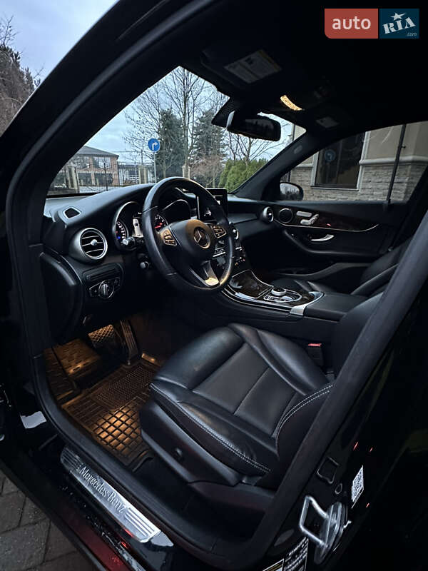 Позашляховик / Кросовер Mercedes-Benz GLC-Class 2019 в Сарнах