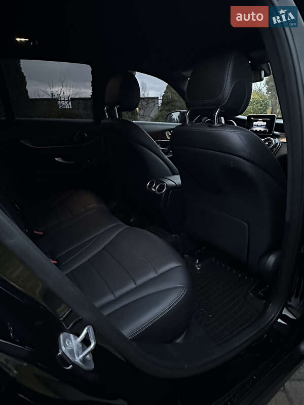 Позашляховик / Кросовер Mercedes-Benz GLC-Class 2019 в Сарнах