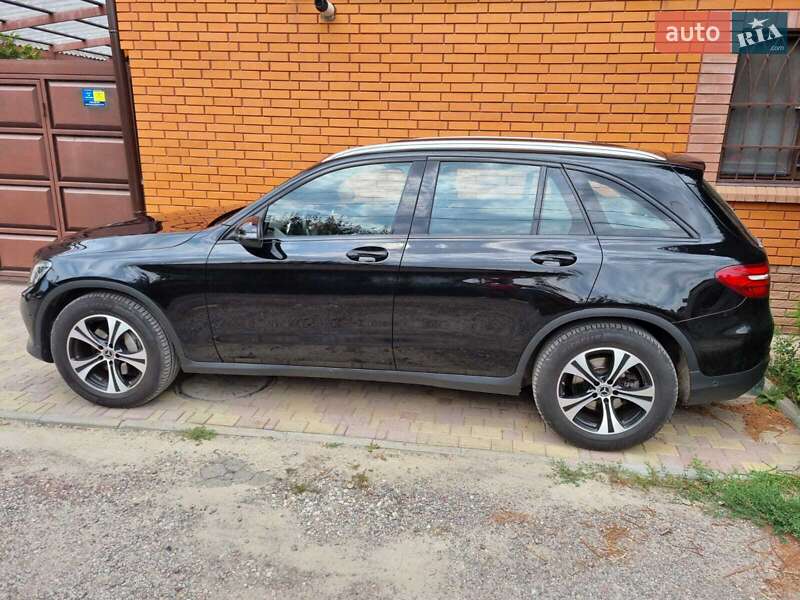 Внедорожник / Кроссовер Mercedes-Benz GLC-Class 2017 в Харькове фото 5 Внедорожник / Кроссовер Mercedes-Benz GLC-Class 2017 в Харькове