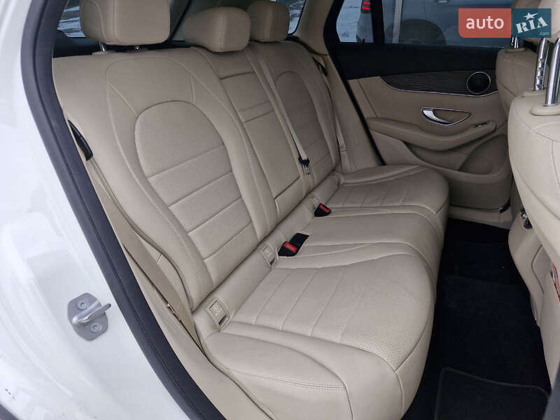 Позашляховик / Кросовер Mercedes-Benz GLC-Class 2019 в Києві