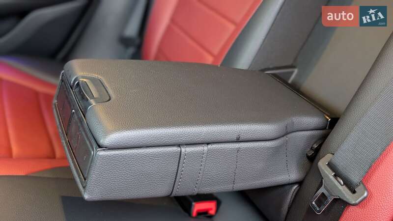 Внедорожник / Кроссовер Mercedes-Benz GLC-Class 2022 в Киеве фото 15 Внедорожник / Кроссовер Mercedes-Benz GLC-Class 2022 в Киеве