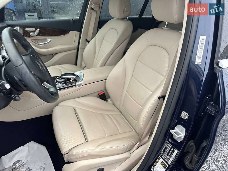 Позашляховик / Кросовер Mercedes-Benz GLC-Class 2016 в Луцьку