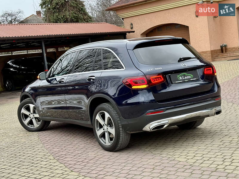 Внедорожник / Кроссовер Mercedes-Benz GLC-Class 2016 в Мукачево