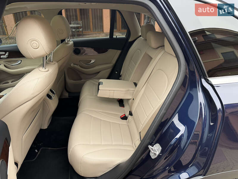 Внедорожник / Кроссовер Mercedes-Benz GLC-Class 2016 в Мукачево