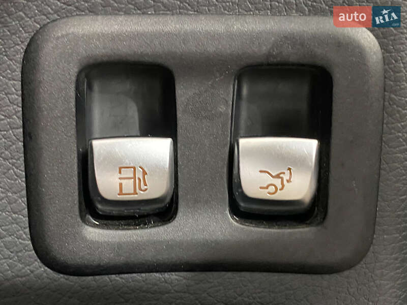 Внедорожник / Кроссовер Mercedes-Benz GLC-Class 2018 в Львове фото 26 Внедорожник / Кроссовер Mercedes-Benz GLC-Class 2018 в Львове