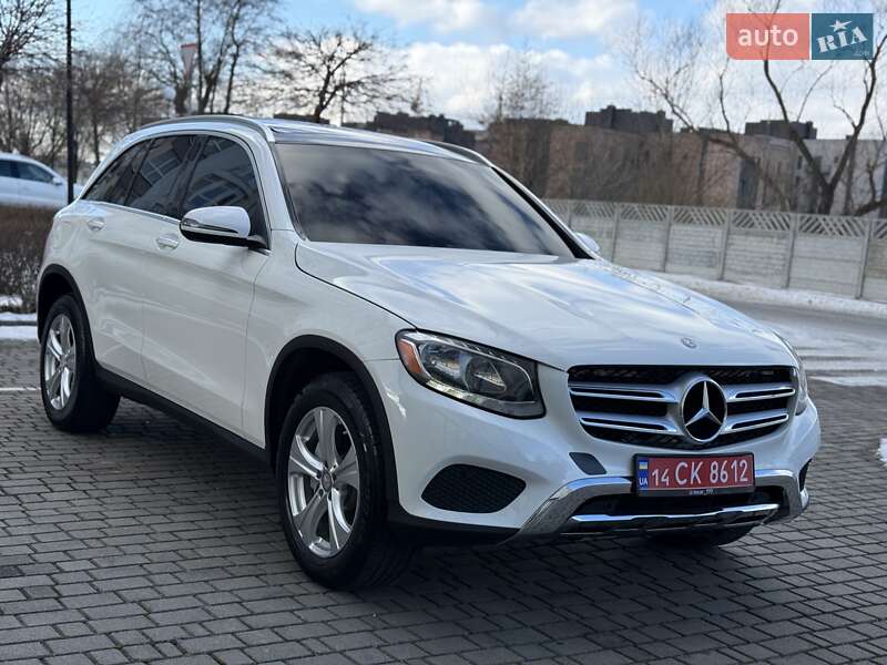 Внедорожник / Кроссовер Mercedes-Benz GLC-Class 2017 в Ивано-Франковске
