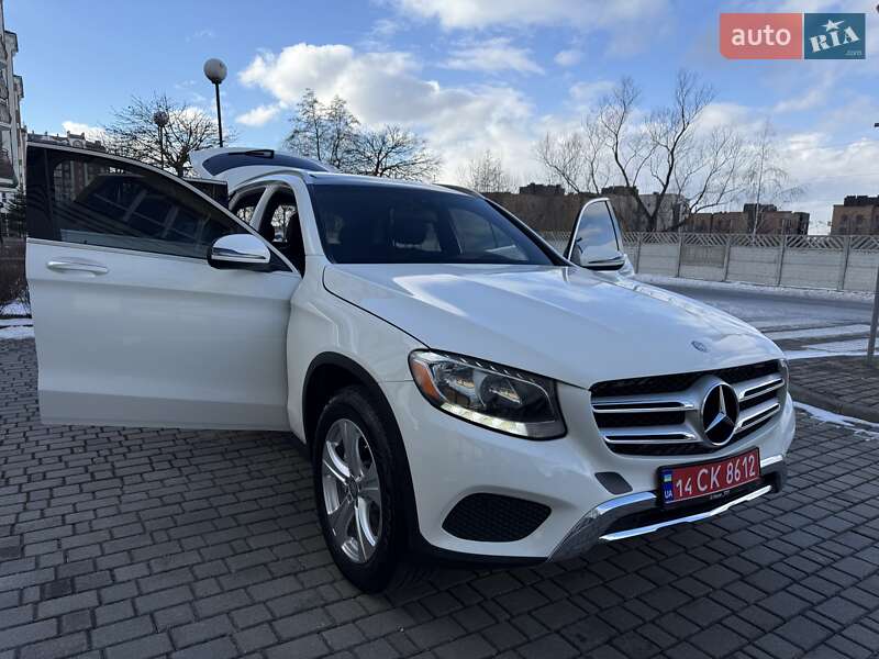 Внедорожник / Кроссовер Mercedes-Benz GLC-Class 2017 в Ивано-Франковске