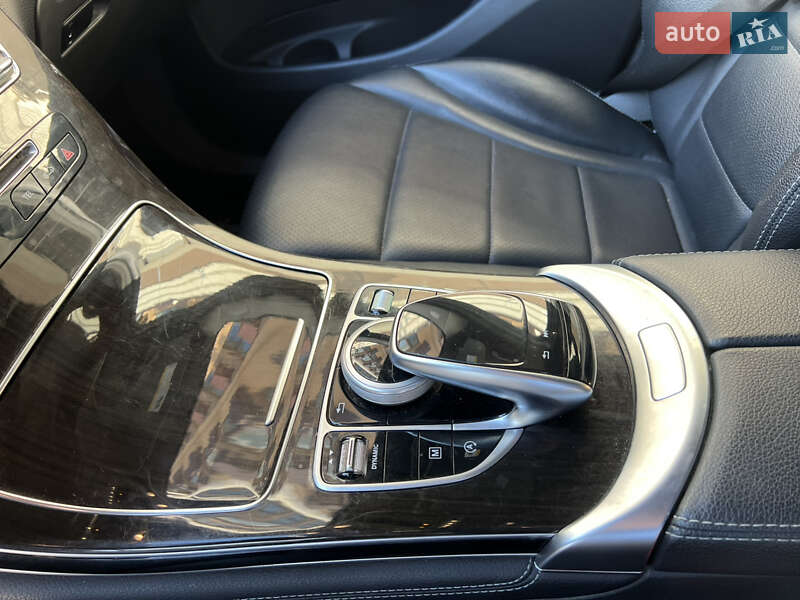 Позашляховик / Кросовер Mercedes-Benz GLC-Class 2017 в Києві фото 17 Позашляховик / Кросовер Mercedes-Benz GLC-Class 2017 в Києві