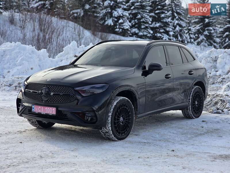 Mercedes-Benz GLC-Class 2023