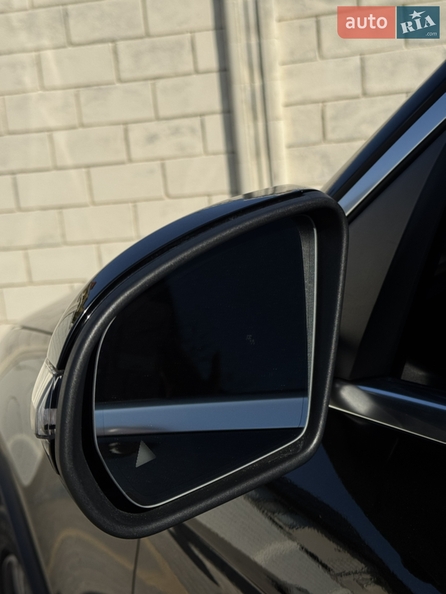 2021 Mercedes-Benz GLC - мініатюра 23