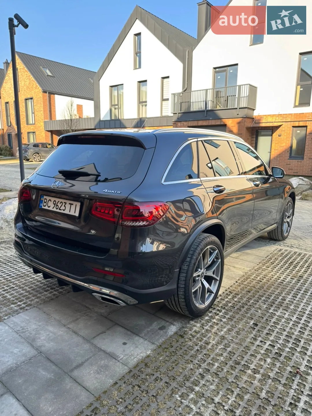 2022 Mercedes-Benz GLC - мініатюра 9
