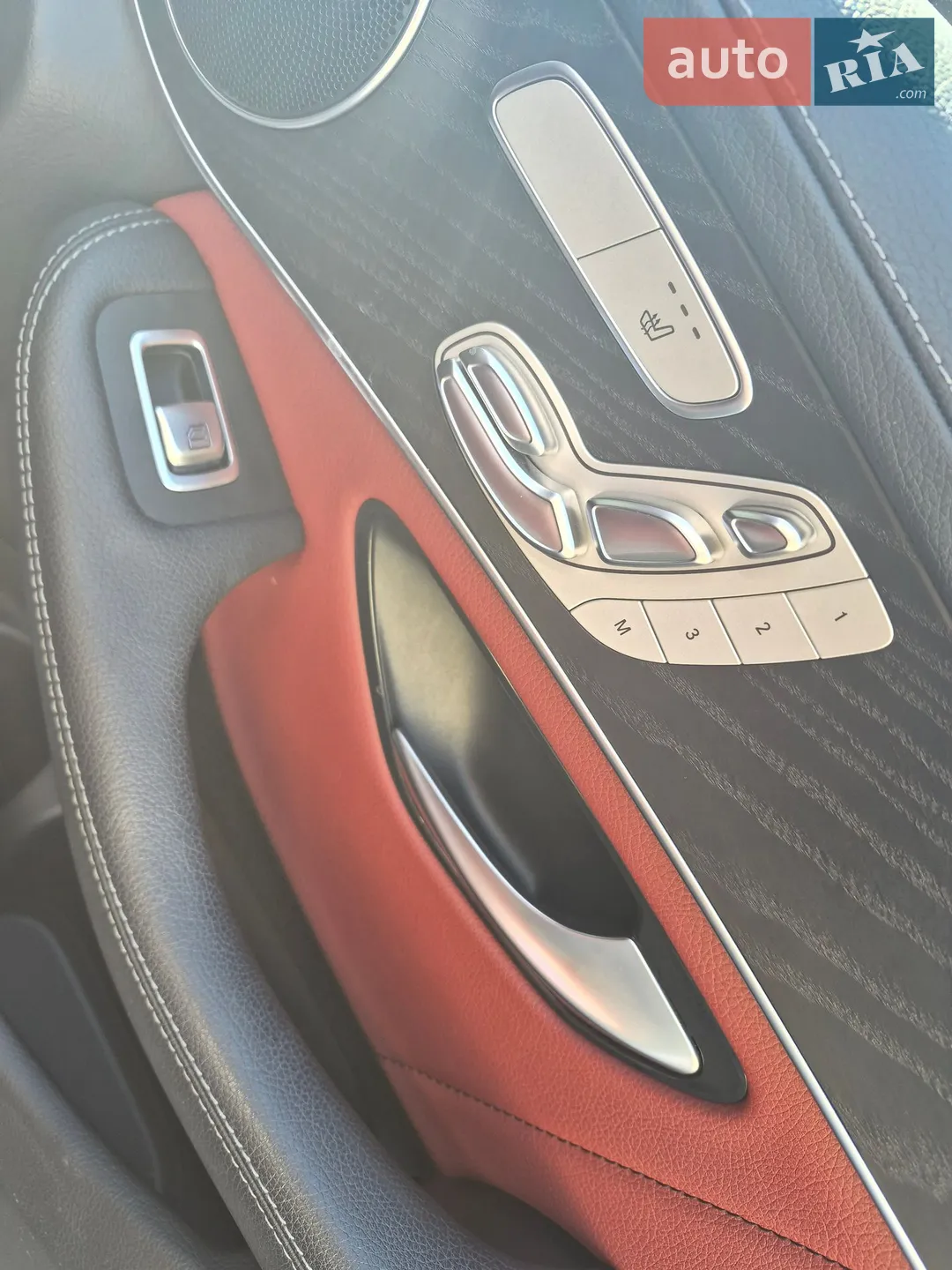 2019 Mercedes-Benz GLC - мініатюра 25