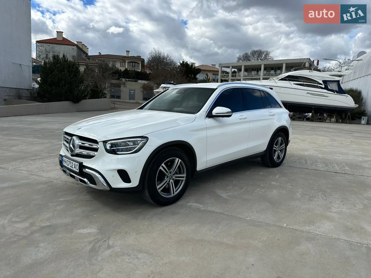 2022 Mercedes-Benz GLC - мініатюра 23