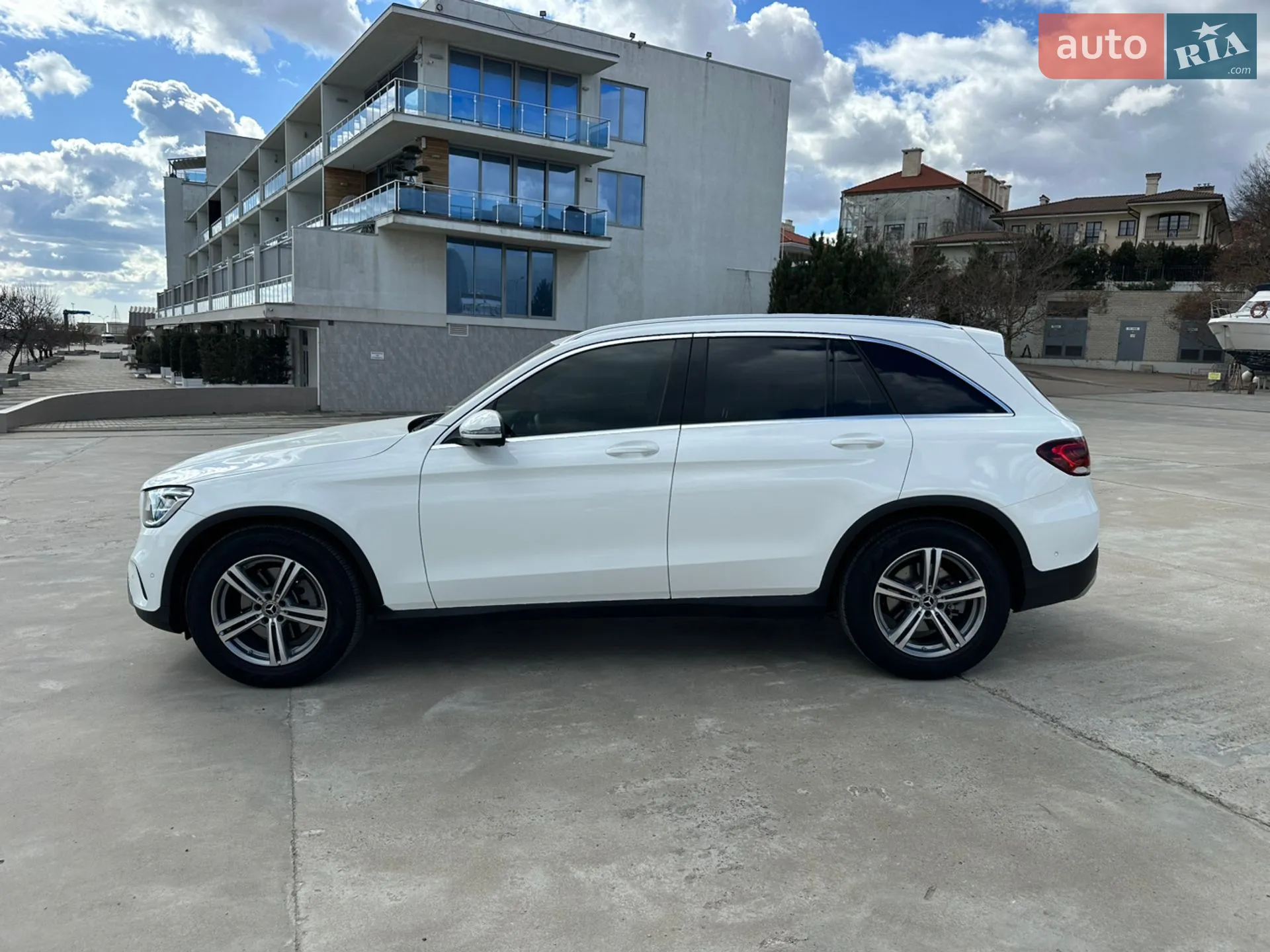 2021 Mercedes-Benz GLC - мініатюра 3