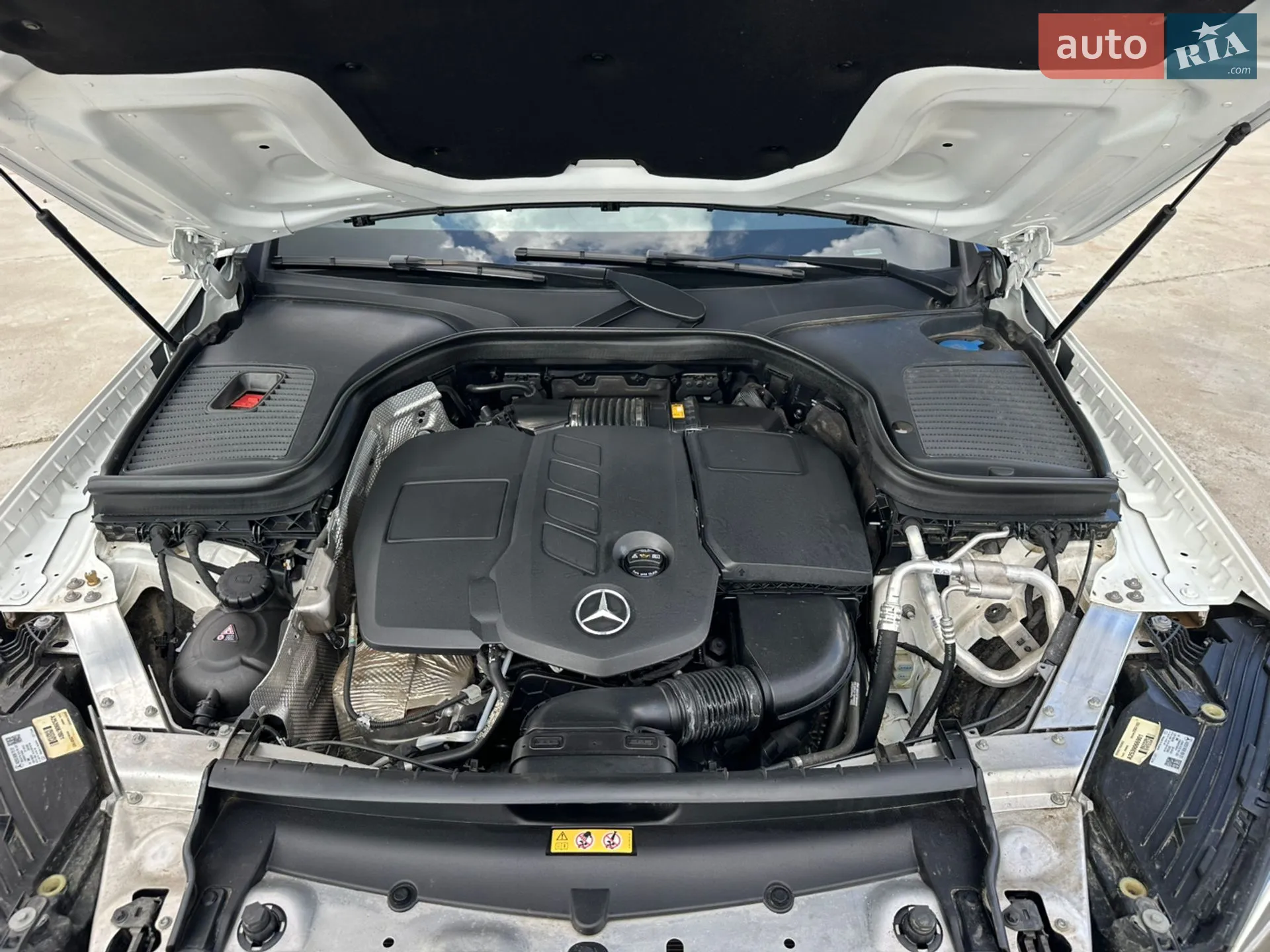 2021 Mercedes-Benz GLC - мініатюра 18