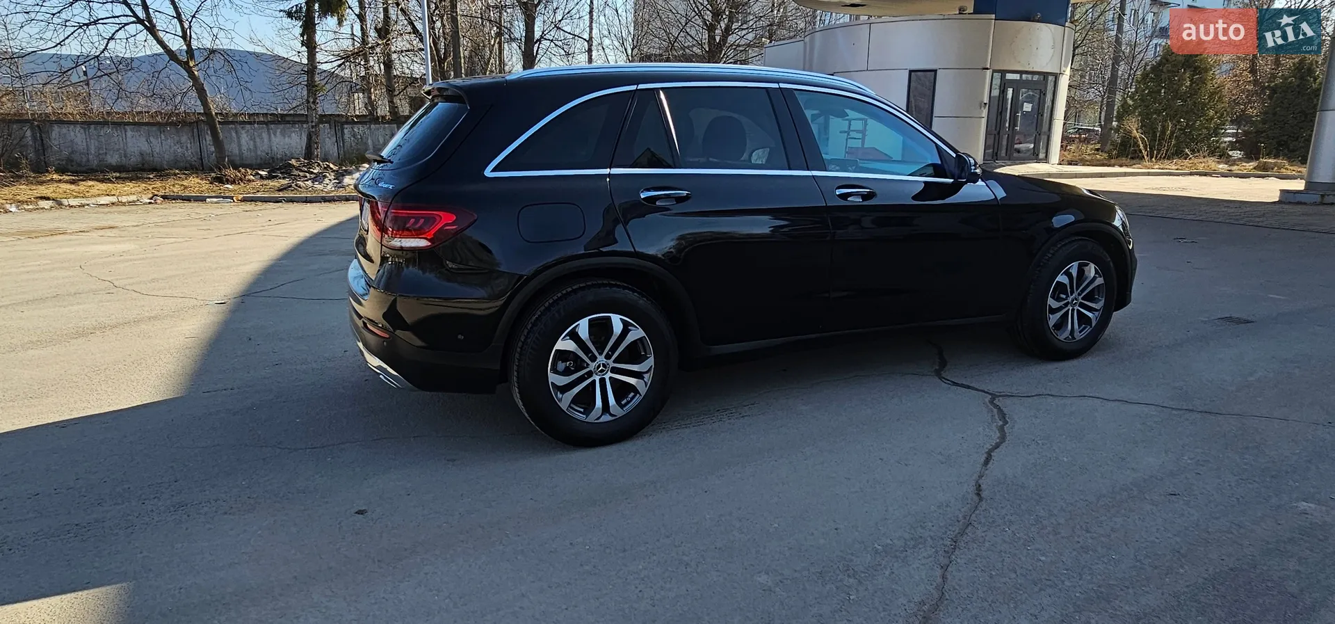 2020 Mercedes-Benz GLC - мініатюра 37