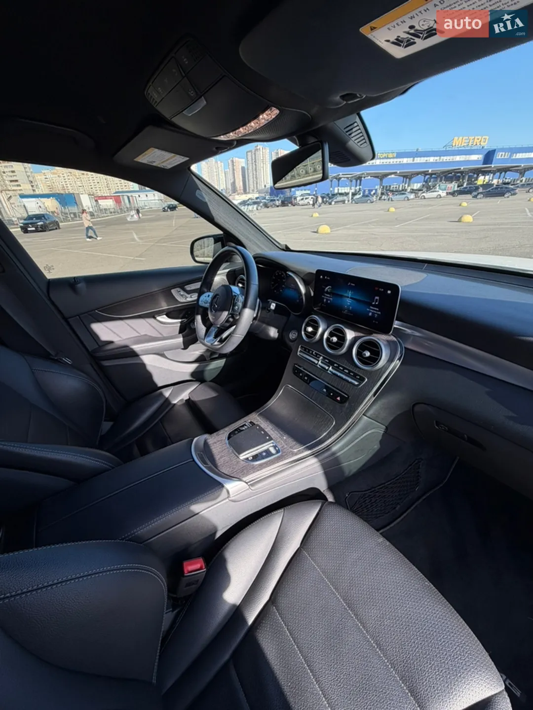 2020 Mercedes-Benz GLC - мініатюра 21