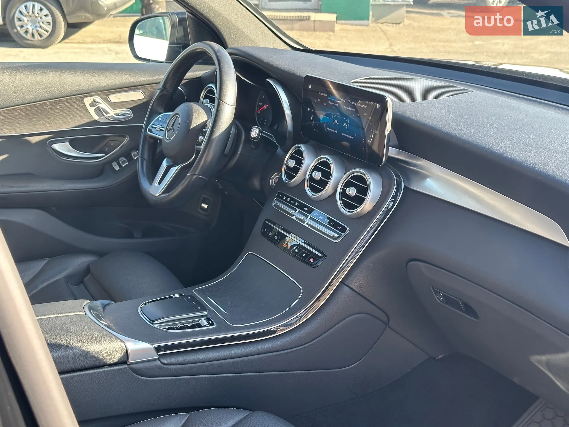 2020 Mercedes-Benz GLC - мініатюра 33