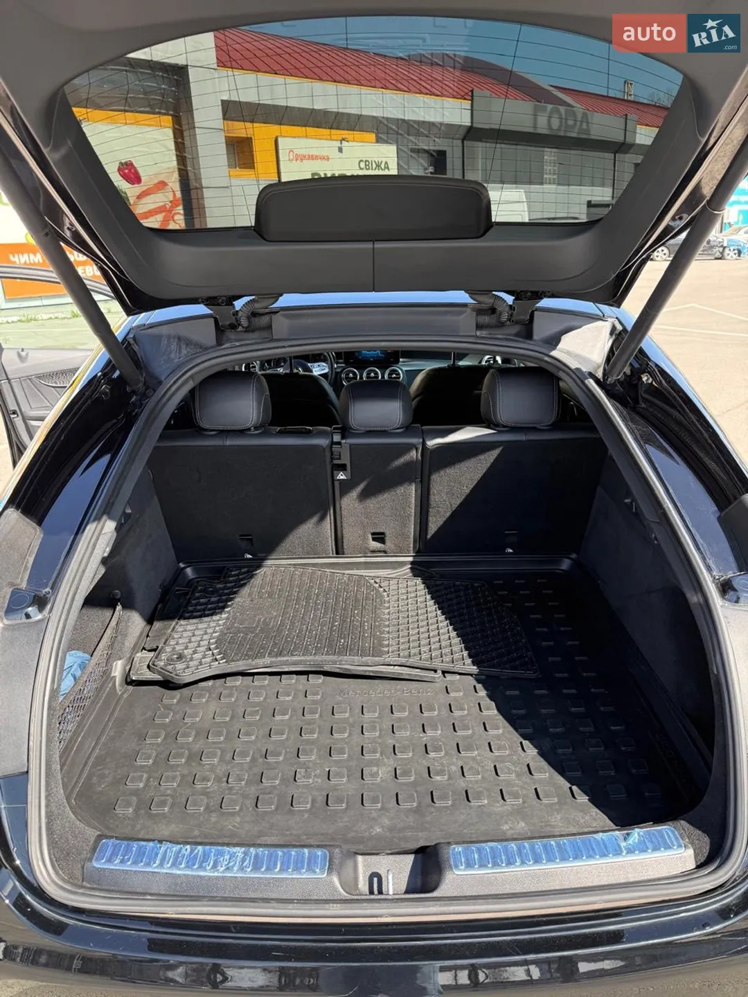 2022 Mercedes-Benz GLC - мініатюра 21