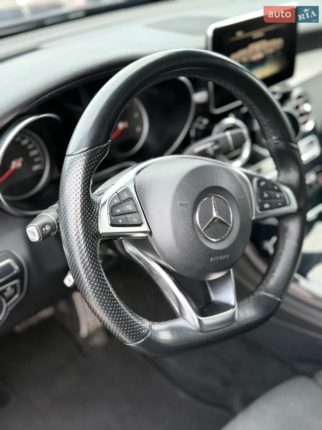 2018 Mercedes-Benz GLC - мініатюра 20