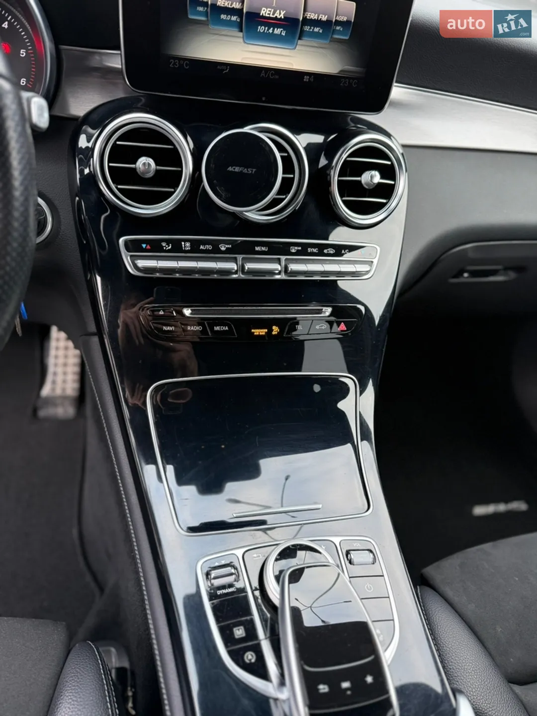 2018 Mercedes-Benz GLC - мініатюра 35