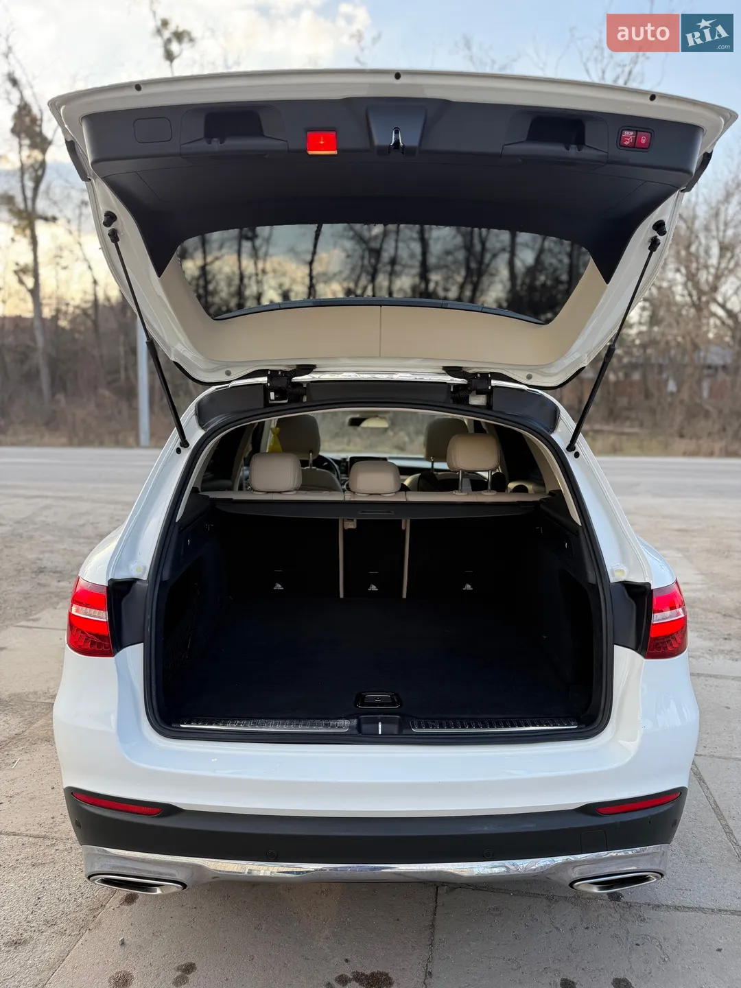 2017 Mercedes-Benz GLC - мініатюра 24