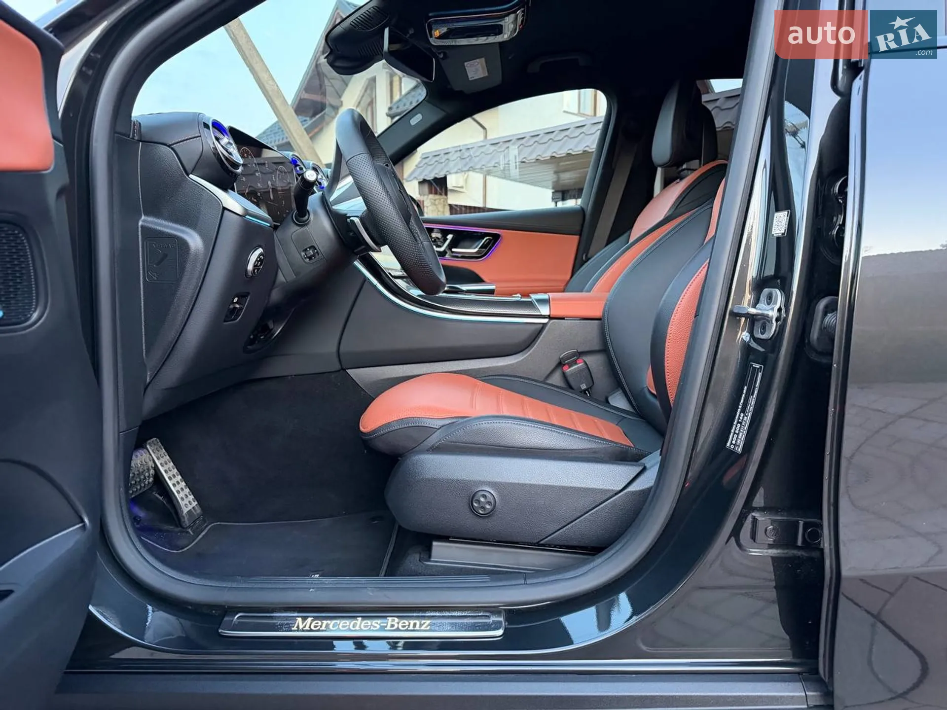 2025 Mercedes-Benz GLC - мініатюра 19