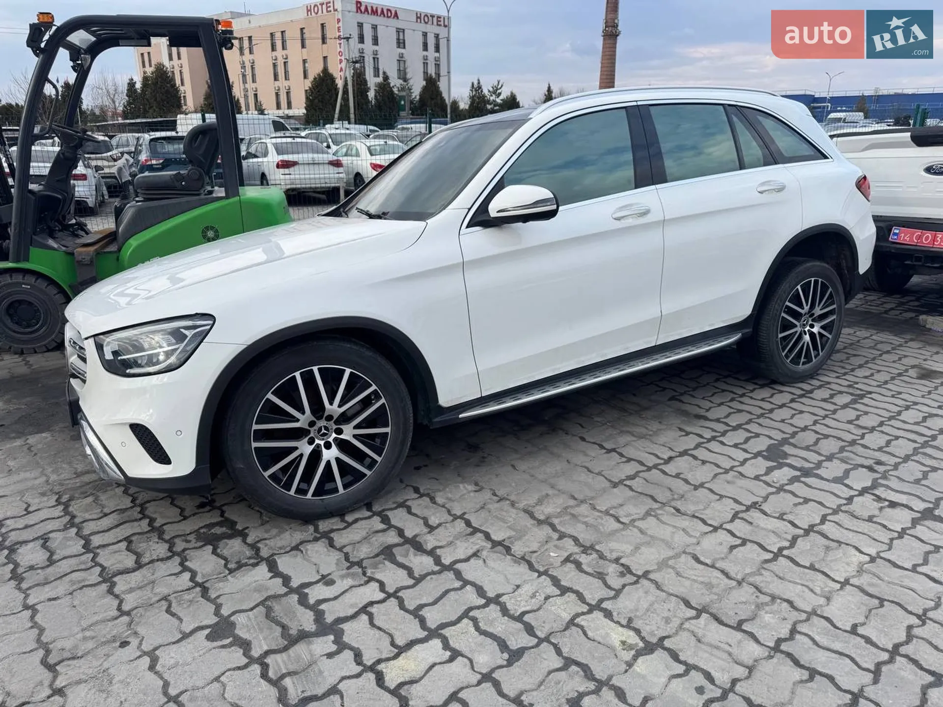 2022 Mercedes-Benz GLC - мініатюра 2