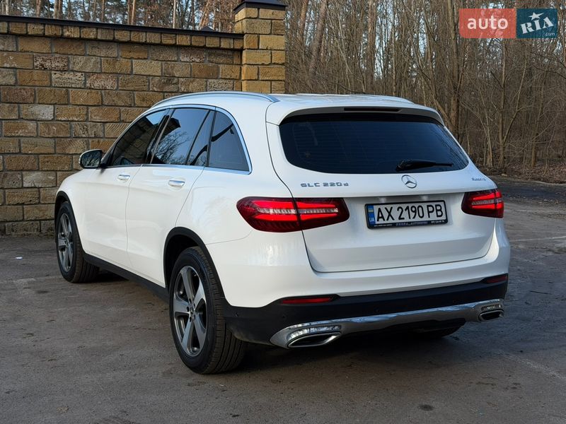 Внедорожник / Кроссовер Mercedes-Benz GLC-Class 2017 в Киеве