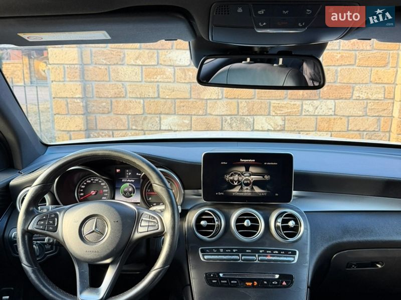 Внедорожник / Кроссовер Mercedes-Benz GLC-Class 2017 в Киеве
