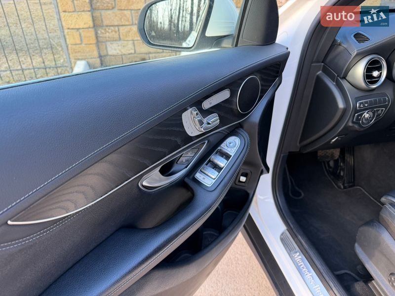 Внедорожник / Кроссовер Mercedes-Benz GLC-Class 2017 в Киеве