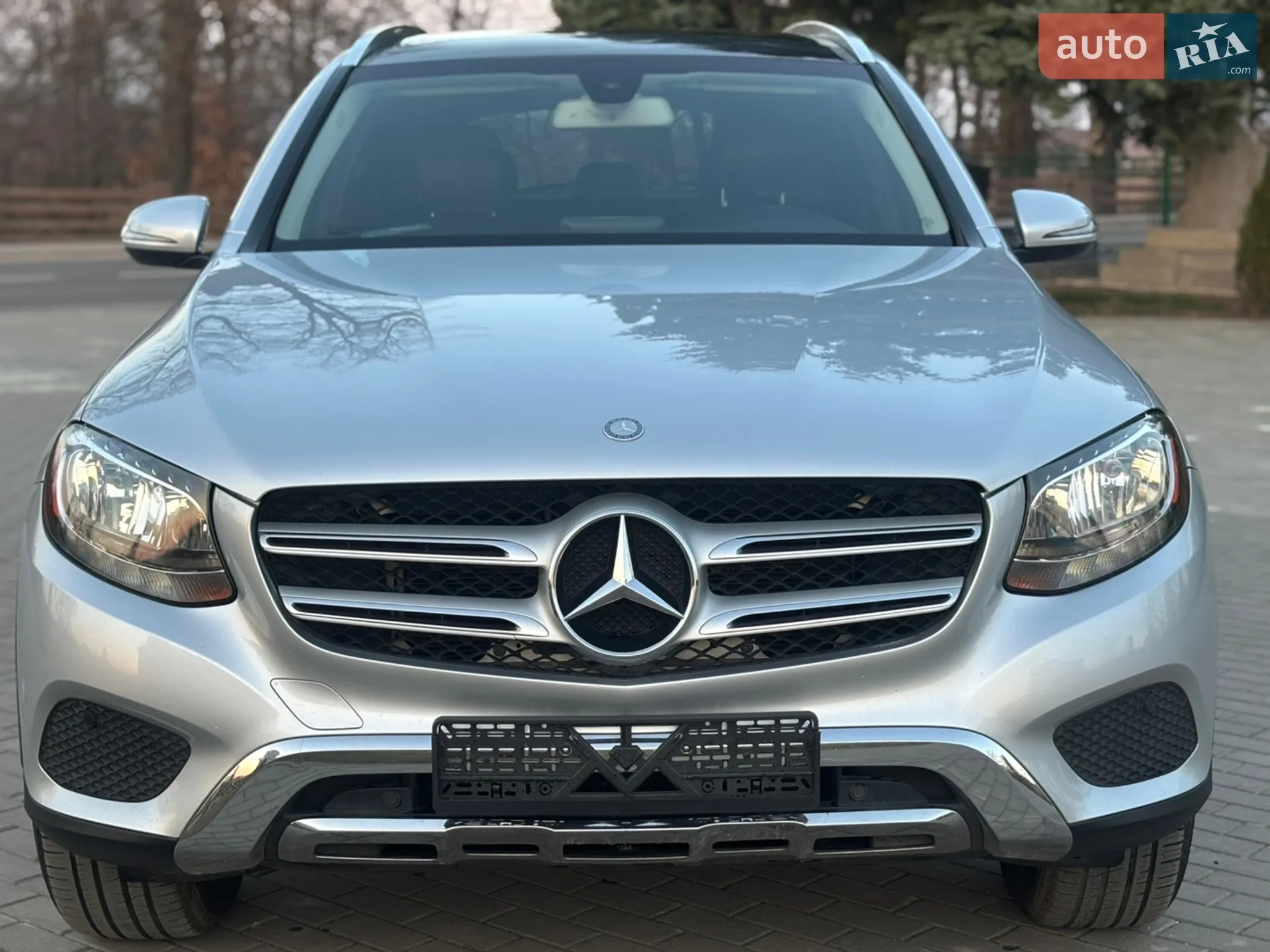 2016 Mercedes-Benz GLC - мініатюра 2