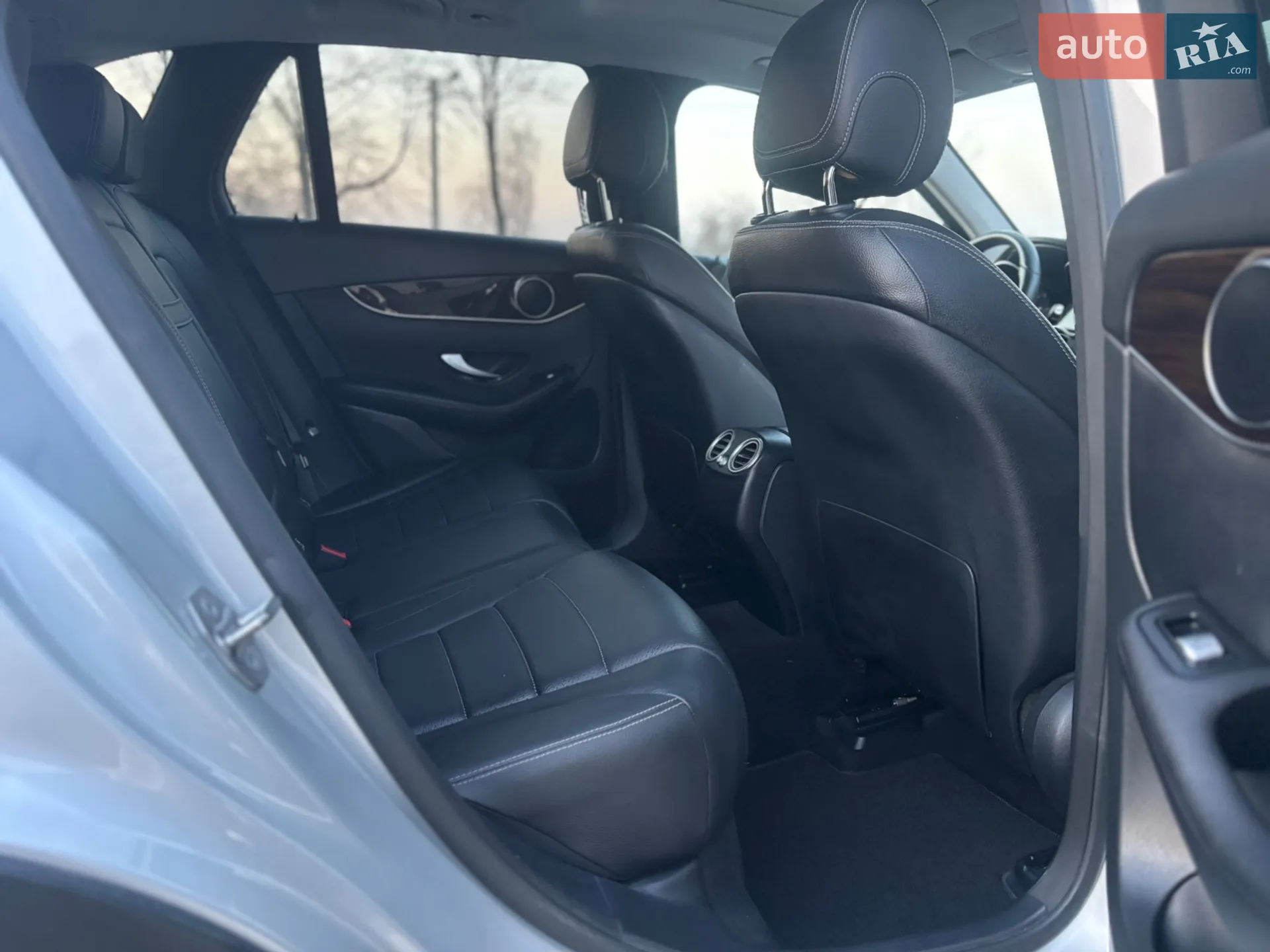 2016 Mercedes-Benz GLC - мініатюра 29