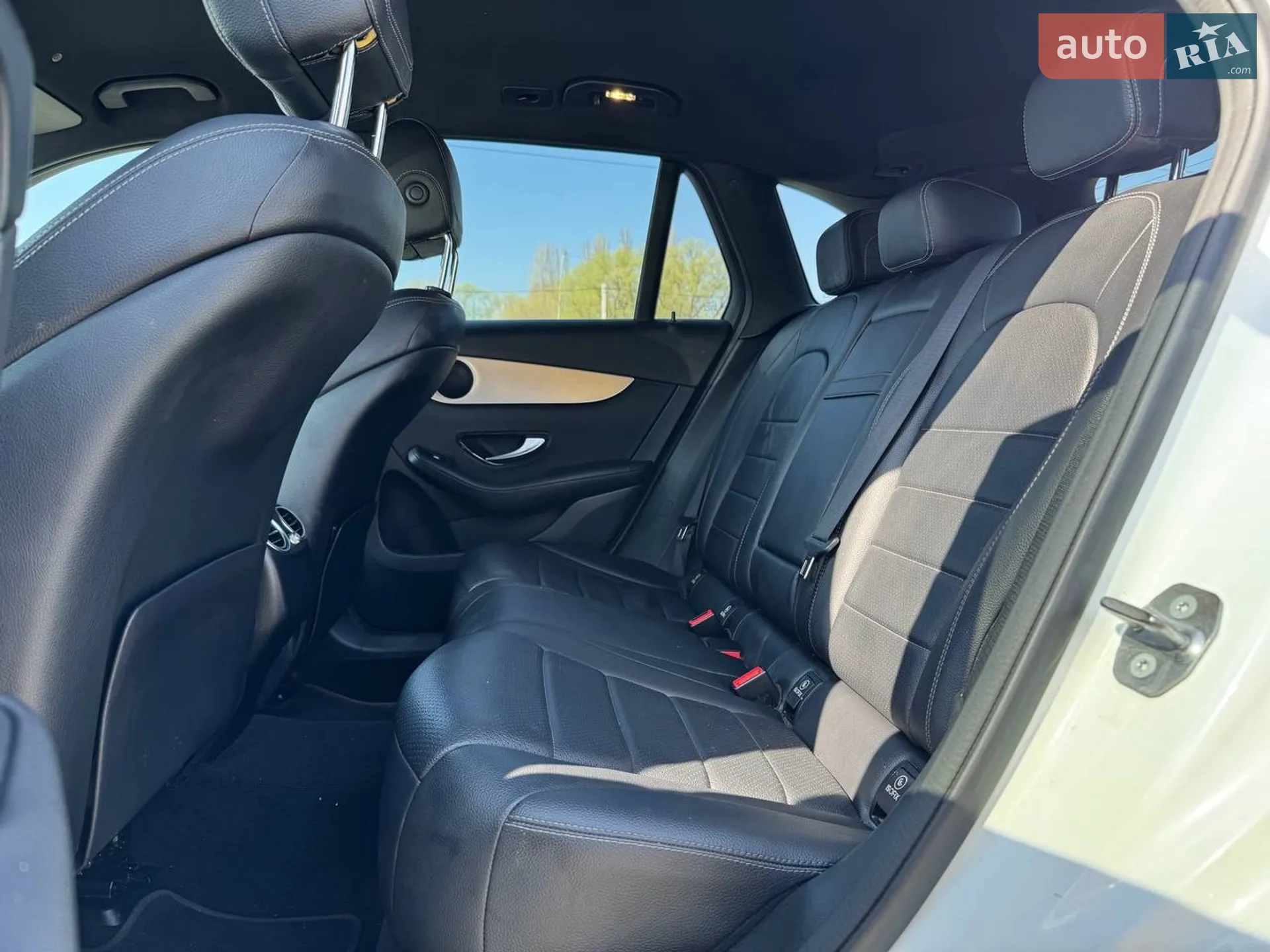 2020 Mercedes-Benz GLC - мініатюра 18